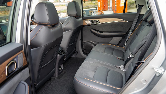 Skywell BE11 - Interior